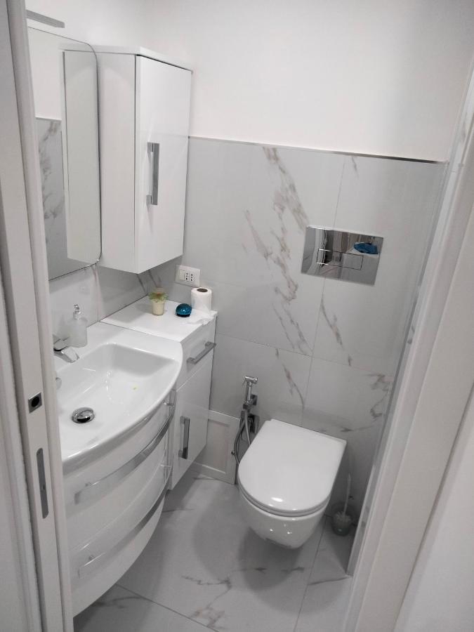 Casa Luisa Apartment Napoli Ngoại thất bức ảnh